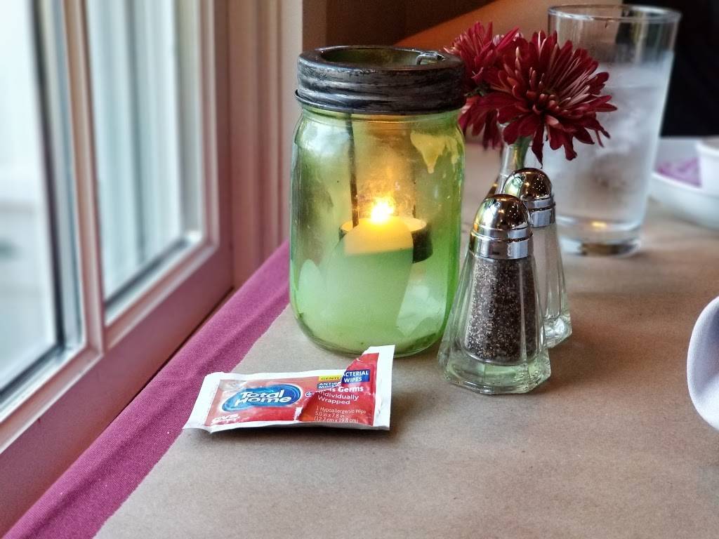 The Spinning Wheel Restaurant | restaurant | 109 Black Rock Turnpike, Redding, CT 06896, USA | 2036644000 OR +1 203-664-4000