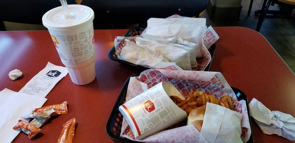 Jack in the Box | restaurant | 7170 Linda Vista Rd, San Diego, CA 92111, USA | 8585711671 OR +1 858-571-1671