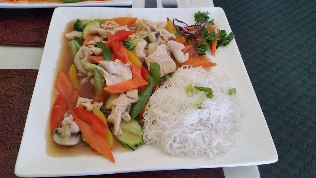 Restaurant Angkor Vat | restaurant | 2 Rue Plourde, Charlemagne, QC J5Z 3E8, Canada | 4507211519 OR +1 450-721-1519