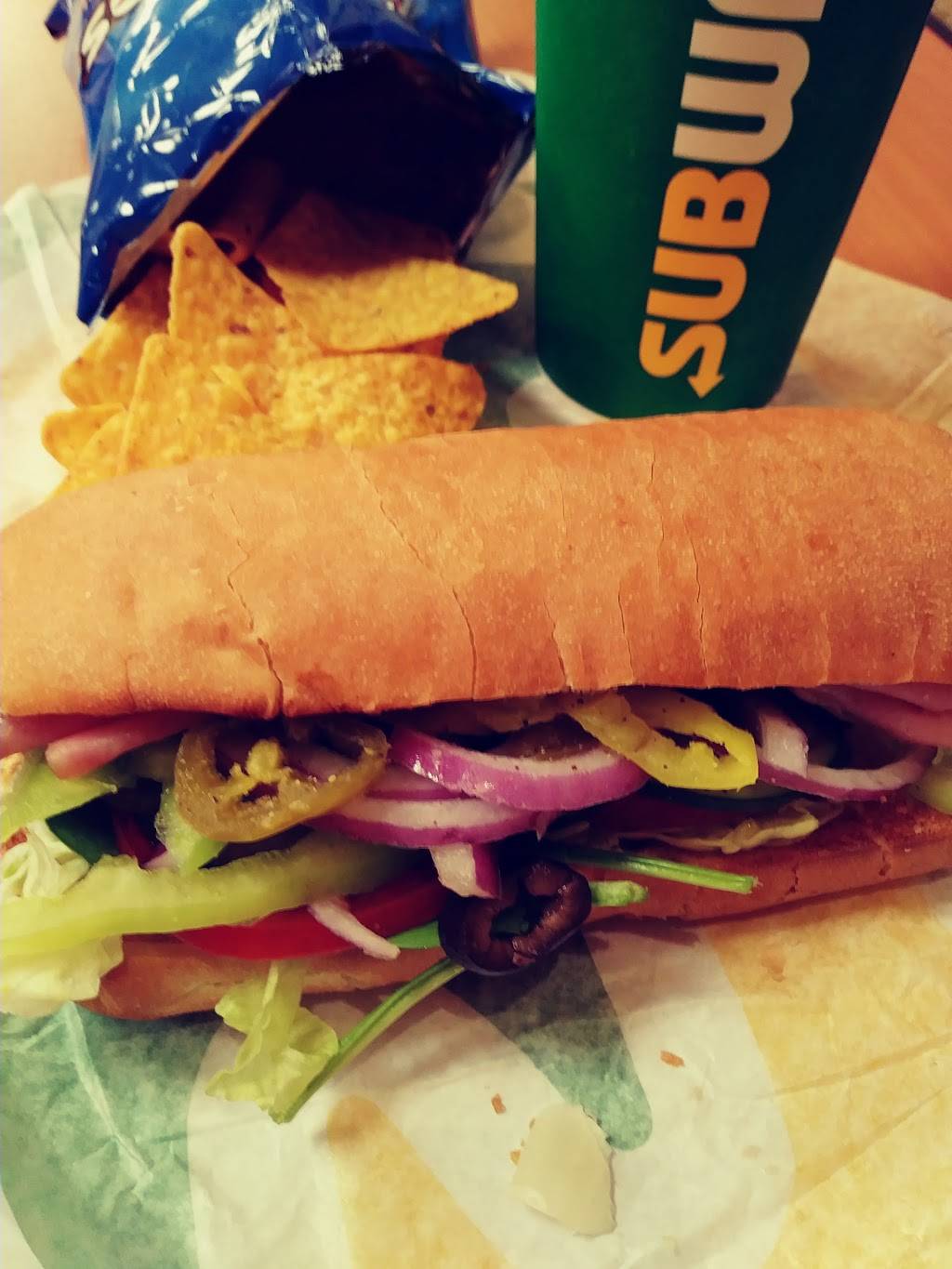 Subway Restaurants | restaurant | 10255 Mission Boulevard B, Riverside, CA 92509, USA | 9516817197 OR +1 951-681-7197