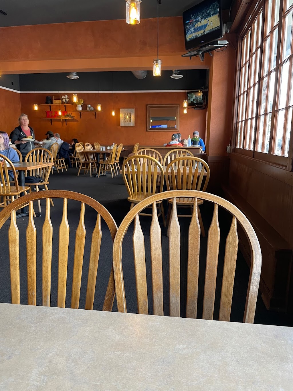 Raging River Cafe | cafe | 33723 Redmond-Fall City Rd SE, Fall City, WA 98024, USA | 4252226669 OR +1 425-222-6669