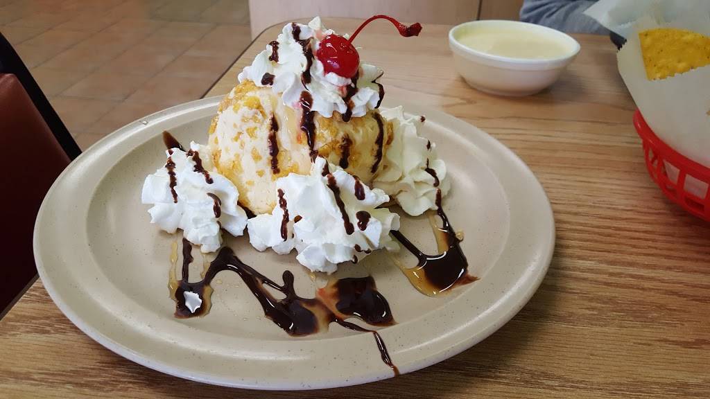 Super Taco | restaurant | 519 W Town Center Blvd, Champaign, IL 61822, USA | 2173558226 OR +1 217-355-8226