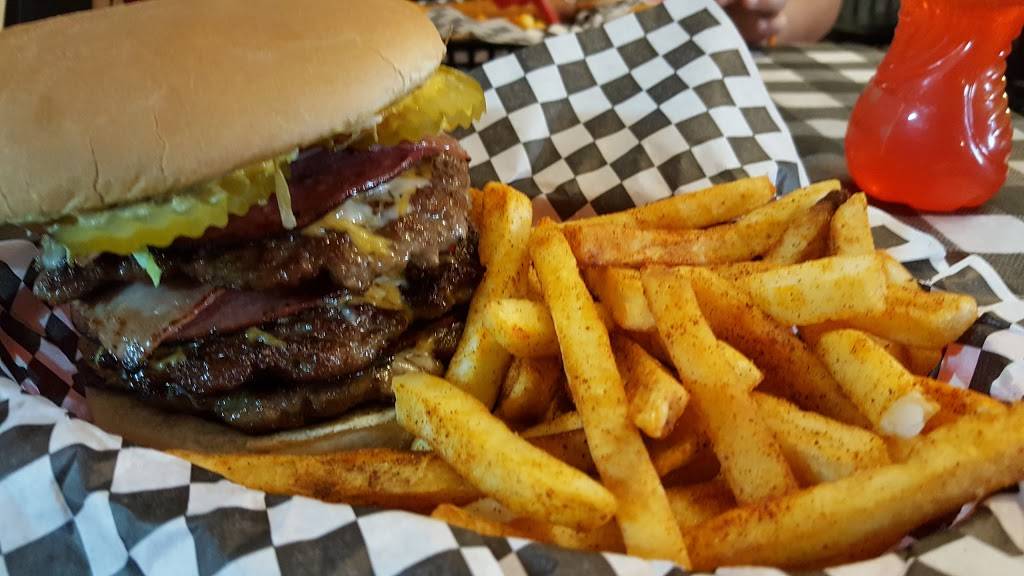 Monster Burgers and more | restaurant | 5201 S Flores St, San Antonio, TX 78214, USA | 2109827121 OR +1 210-982-7121