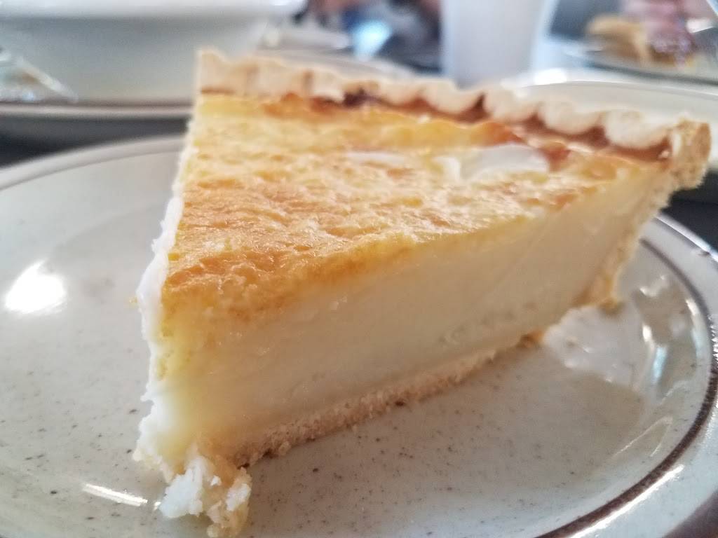 Kunkels Drive In | restaurant | 2402 Park Rd, Connersville, IN 47331, USA | 7658259211 OR +1 765-825-9211