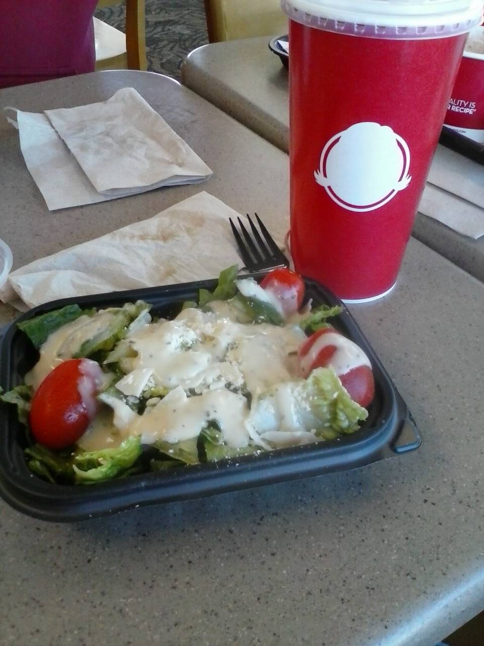 Wendys | restaurant | 900 W Pike St, Goshen, IN 46526, USA | 5745332733 OR +1 574-533-2733