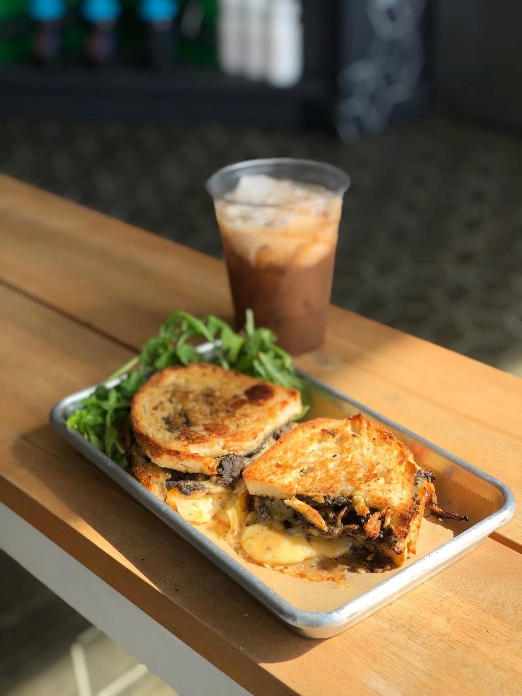 à bloc LA - coffee / food / love | cafe | 5025 York Blvd, Los Angeles, CA 90042, USA | 3237390351 OR +1 323-739-0351