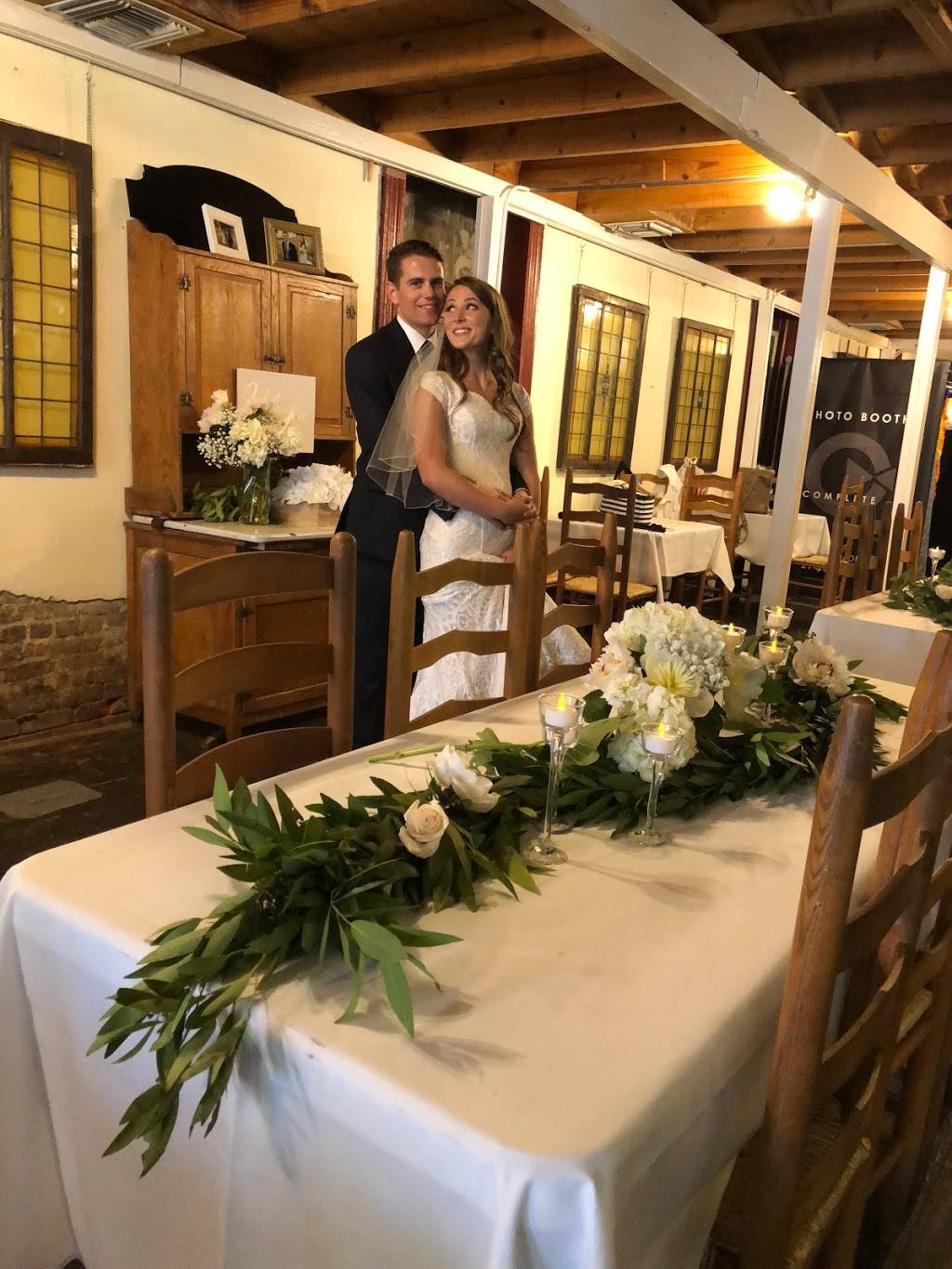 The Pantry Restaurant | bakery | 214 E Louisiana St, McKinney, TX 75069, USA | 9725422411 OR +1 972-542-2411