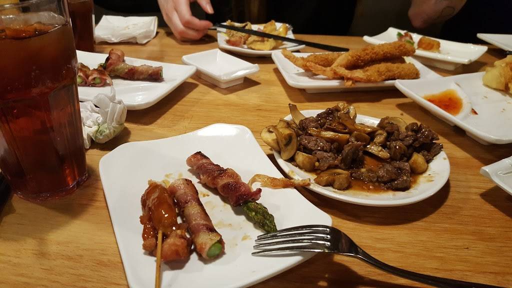 Taka Japanese Sushi and Thai Food Restaurant | restaurant | 5011 Legacy Park Dr, Windsor, ON N8W 5S6, Canada | 5199723222 OR +1 519-972-3222