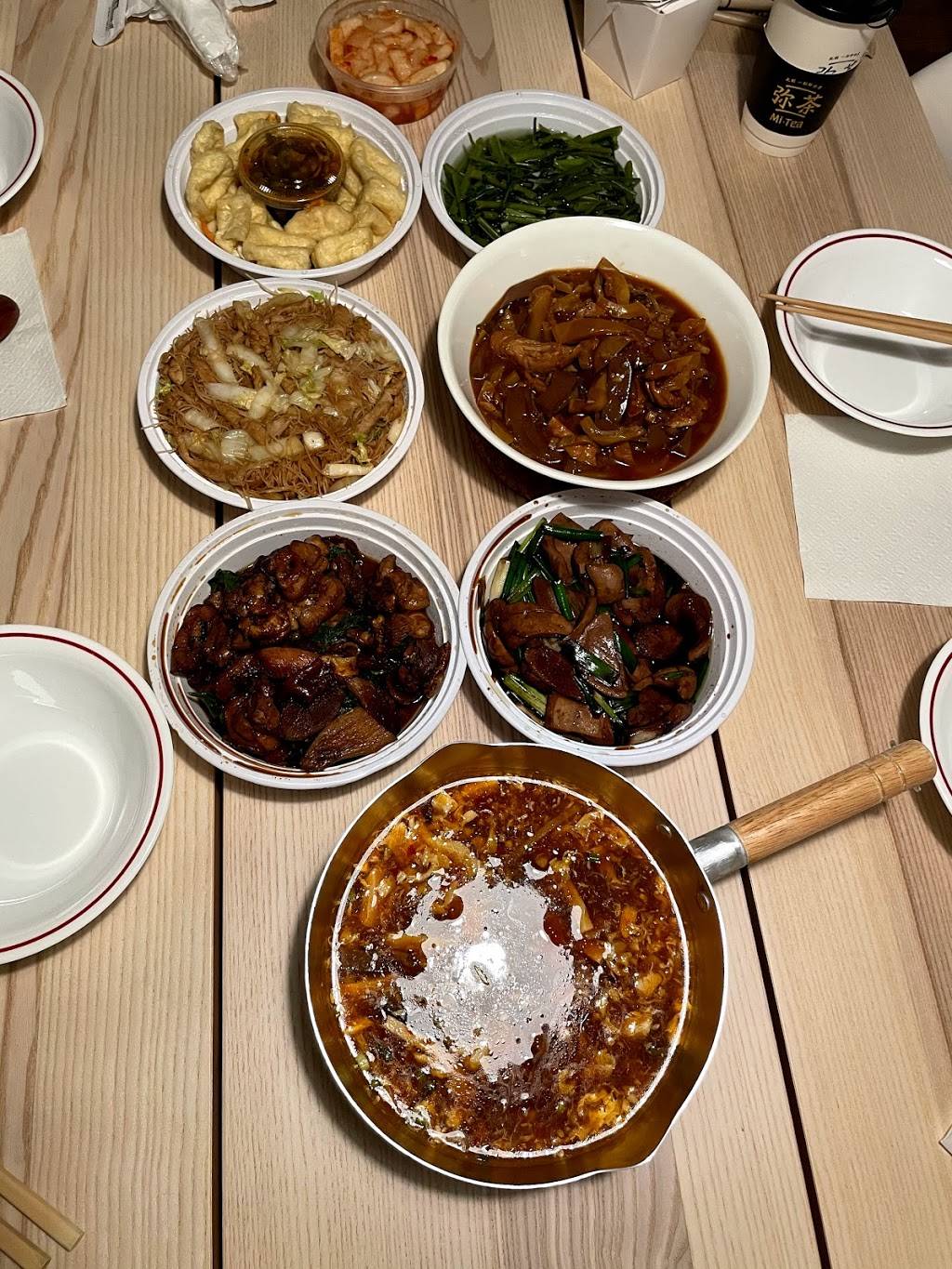 老華西街 | restaurant | 84 02 Broadway, Queens, NY 11373, USA | 7184788988 OR +1 718-478-8988