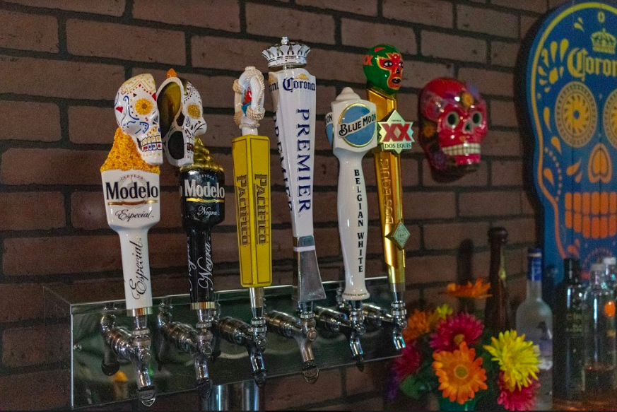 La Catrina Bar & Grill | restaurant | 1905 N Decatur Blvd, Las Vegas, NV 89108, USA | 7023316046 OR +1 702-331-6046