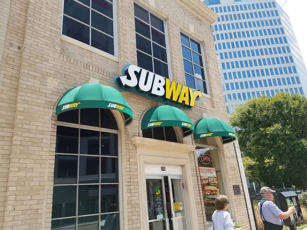 Subway | restaurant | 306 S Record St, Dallas, TX 75202, USA | 2147427827 OR +1 214-742-7827