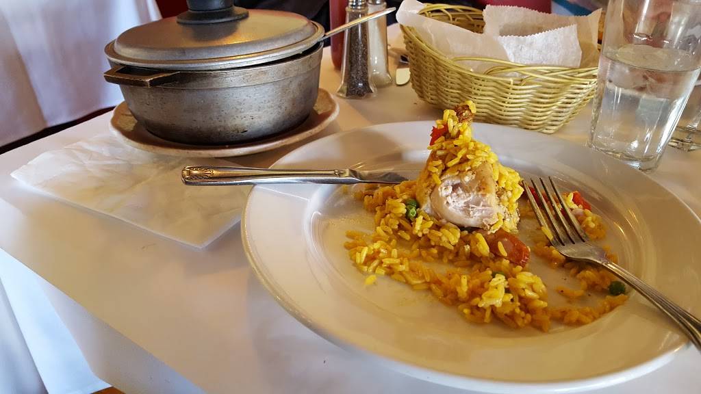 Quinta Steakhouse | restaurant | 24 E Central Ave, Pearl River, NY 10965, USA | 8457355565 OR +1 845-735-5565