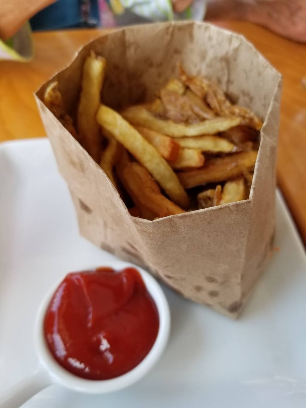 Trafford Restaurant | restaurant | 285 Water St, Warren, RI 02885, USA | 4012892265 OR +1 401-289-2265