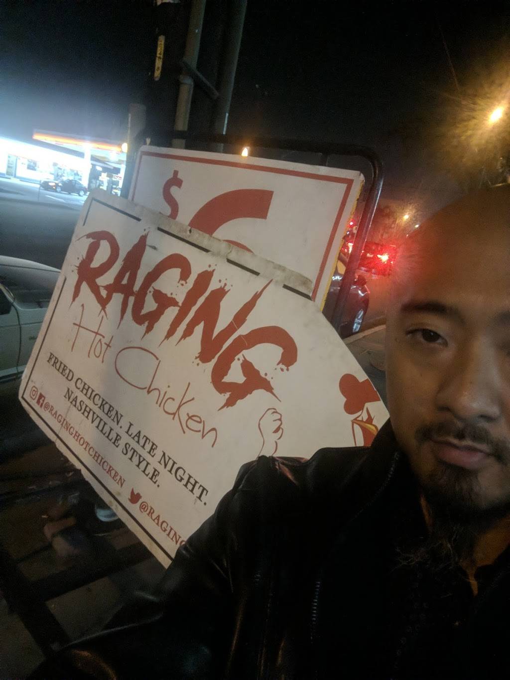 Raging Hot Chicken | restaurant | 5950 Laurel Canyon Blvd, North Hollywood, CA 91607, USA | 3232522144 OR +1 323-252-2144