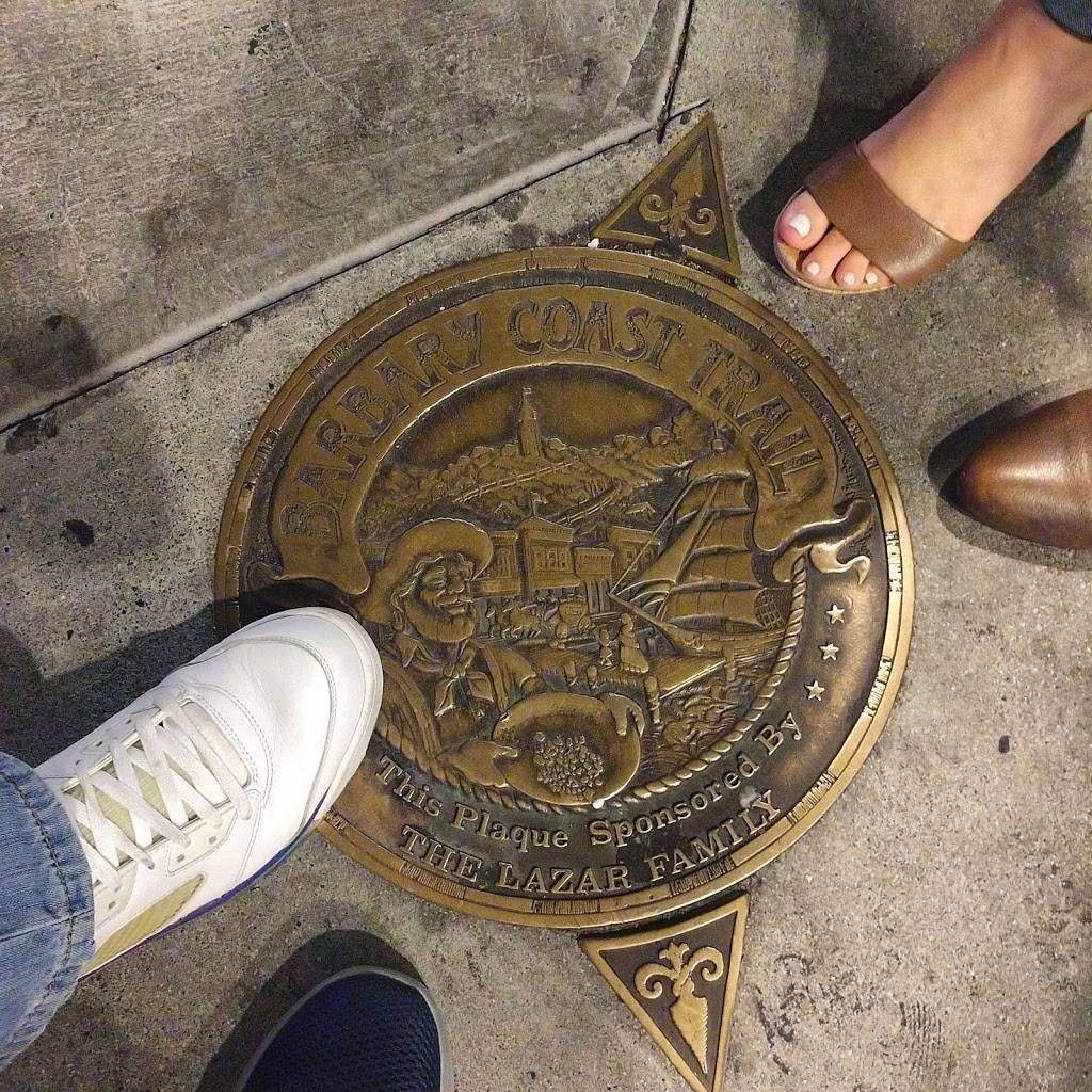 North Beach Pizza | restaurant | 1462 Grant Ave, San Francisco, CA 94133, USA | 4154332444 OR +1 415-433-2444