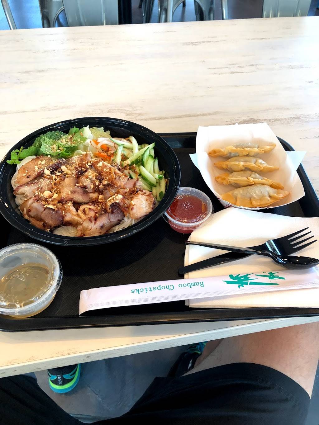 Hieu Bowl | restaurant | 3701 Hillsborough St, Raleigh, NC 27607, USA | 9194247868 OR +1 919-424-7868