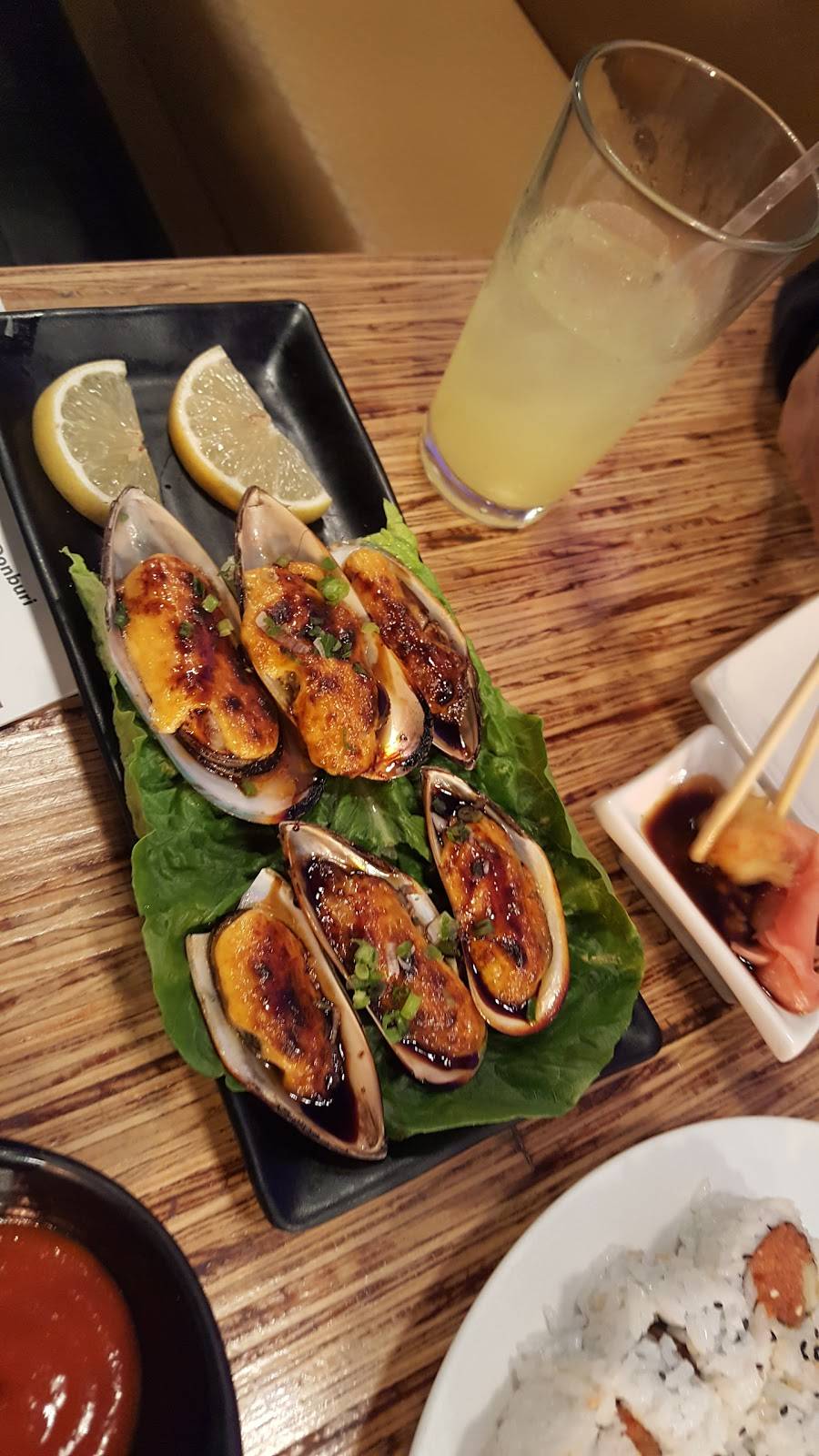 Blue Fish Japanese Restaurant | restaurant | 2261 Honolulu Ave, Montrose, CA 91020, USA | 8182489700 OR +1 818-248-9700