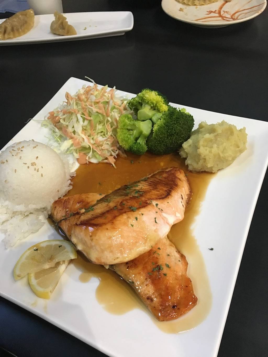 Sizka Restaurant | restaurant | 1030 S Linwood Ave, Baltimore, MD 21224, USA | 4437083723 OR +1 443-708-3723