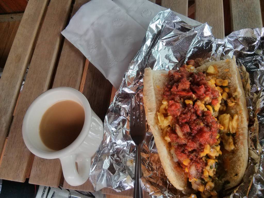 Paulas | restaurant | 3500 Portola Dr, Santa Cruz, CA 95062, USA | 8314640741 OR +1 831-464-0741