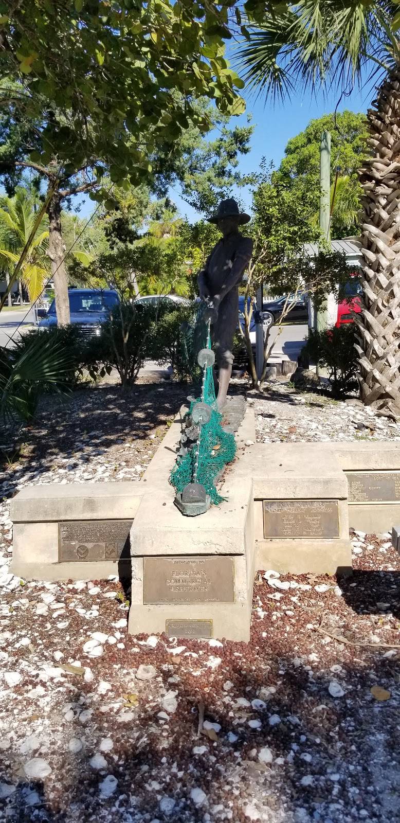 Star Fish Company | restaurant | 12306 46th Ave W, Cortez, FL 34215, USA | 9417941243 OR +1 941-794-1243