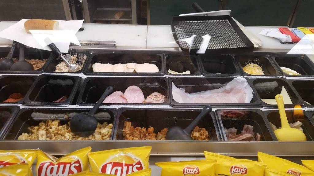 Subway Restaurants | restaurant | 3809 S Shaver St #170, Pasadena, TX 77504, USA | 7139433355 OR +1 713-943-3355