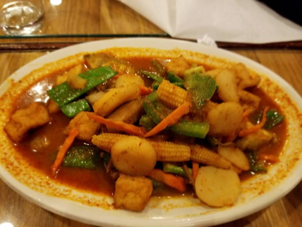 Bai Mai Thai | restaurant | 1541 E Lafayette St, Detroit, MI 48207, USA | 3135678424 OR +1 313-567-8424