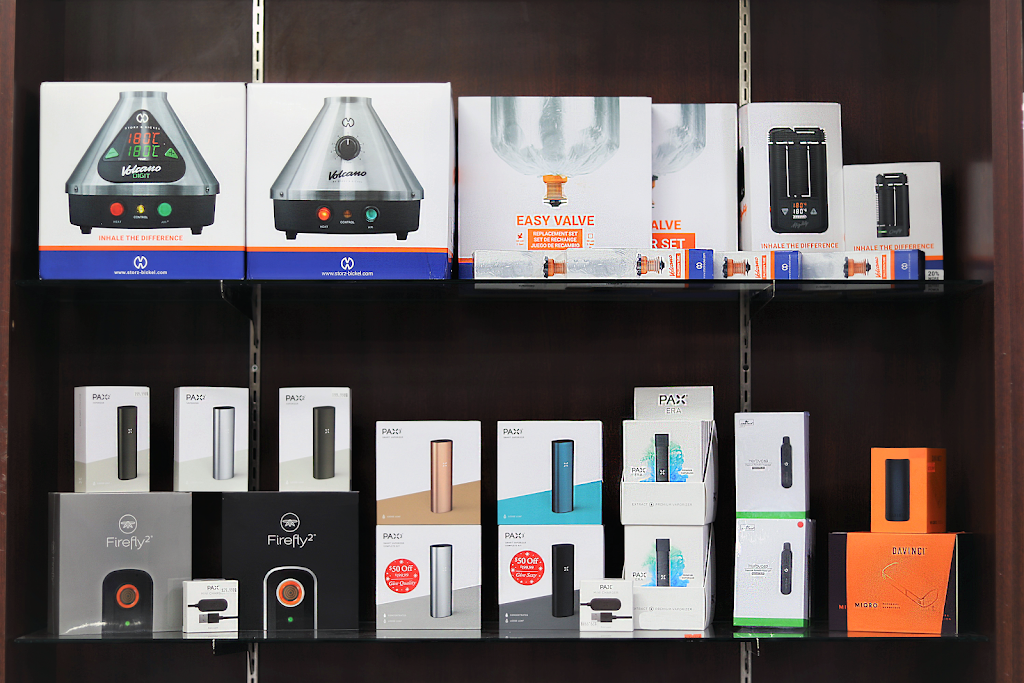 Elite Smoke Shop | meal takeaway | 6836 De Soto Ave, Canoga Park, CA 91303, USA | 8184362711 OR +1 818-436-2711