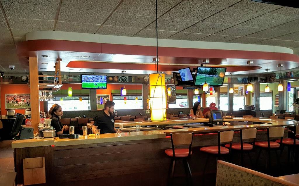 Applebees Grill + Bar | restaurant | 587 Al Henderson Blvd, Savannah, GA 31419, USA | 9129209199 OR +1 912-920-9199