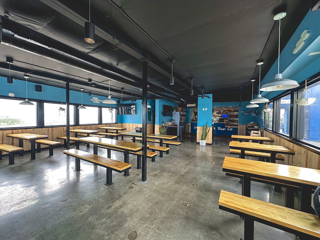 Green Cheek Beer Company | restaurant | 16685 E Pacific Coast Hwy, Sunset Beach, CA 90742, USA | 5622965435 OR +1 562-296-5435