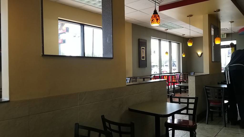 McDonalds | cafe | 17 E 3300 S St, Salt Lake City, UT 84115, USA | 3852671179 OR +1 385-267-1179