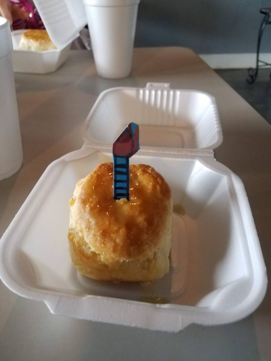 SavoryRootz | restaurant | 1366 N Wright Rd, Alcoa, TN 37701, USA | 8652335874 OR +1 865-233-5874