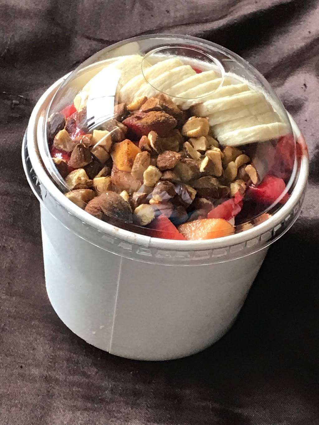 Farm Fresh Bowls | restaurant | 5427 W Cypress Ave, Visalia, CA 93277, USA | 5597325600 OR +1 559-732-5600