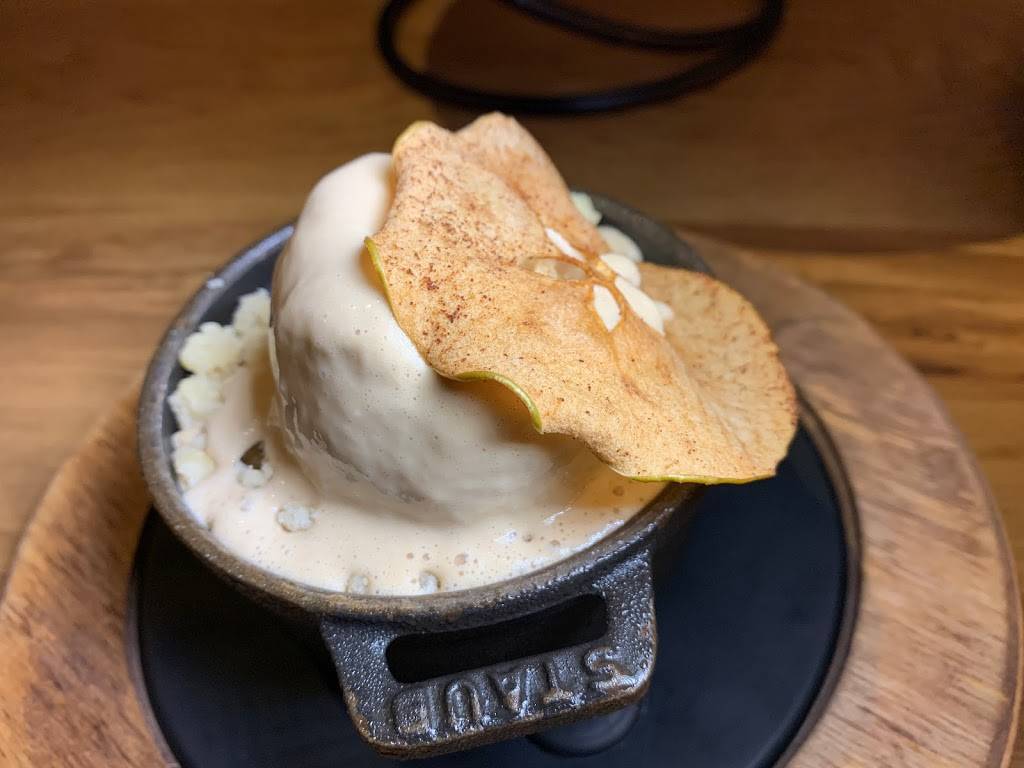 American Kitchen Bar & Grill | restaurant | 1905 Hotel Plaza Blvd, Lake Buena Vista, FL 32830, USA | 4078273080 OR +1 407-827-3080