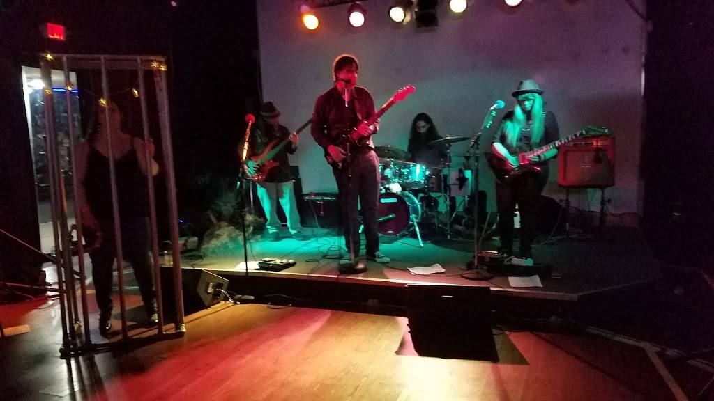 Homestead Bowl & The X Bar | night club | 20990 Homestead Rd, Cupertino, CA 95014, USA | 4082555700 OR +1 408-255-5700