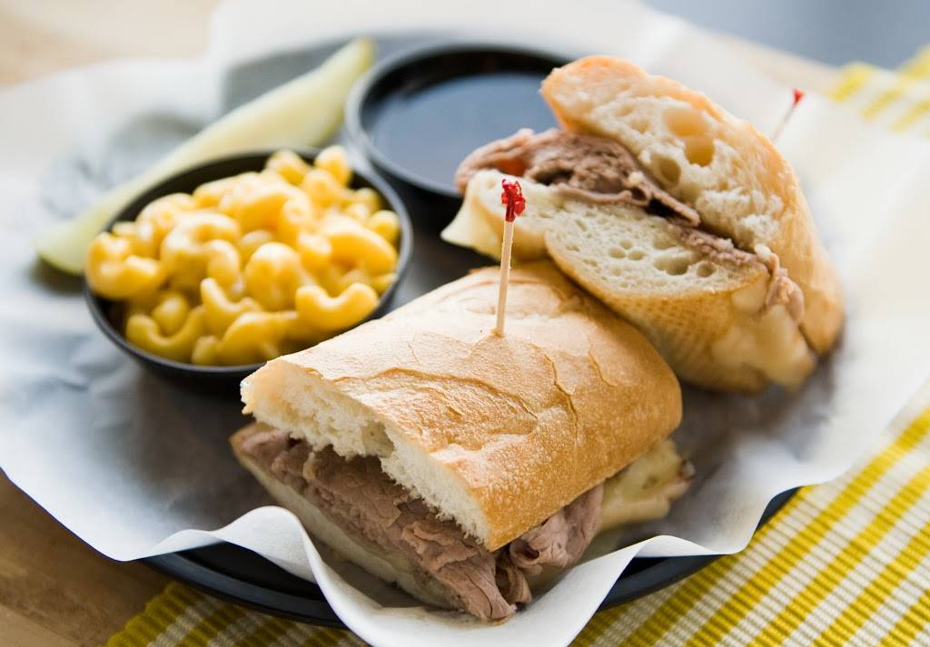 Crumb Gourmet Deli | meal takeaway | 7910 Mitchell Rd, Eden Prairie, MN 55344, USA | 9529341717 OR +1 952-934-1717