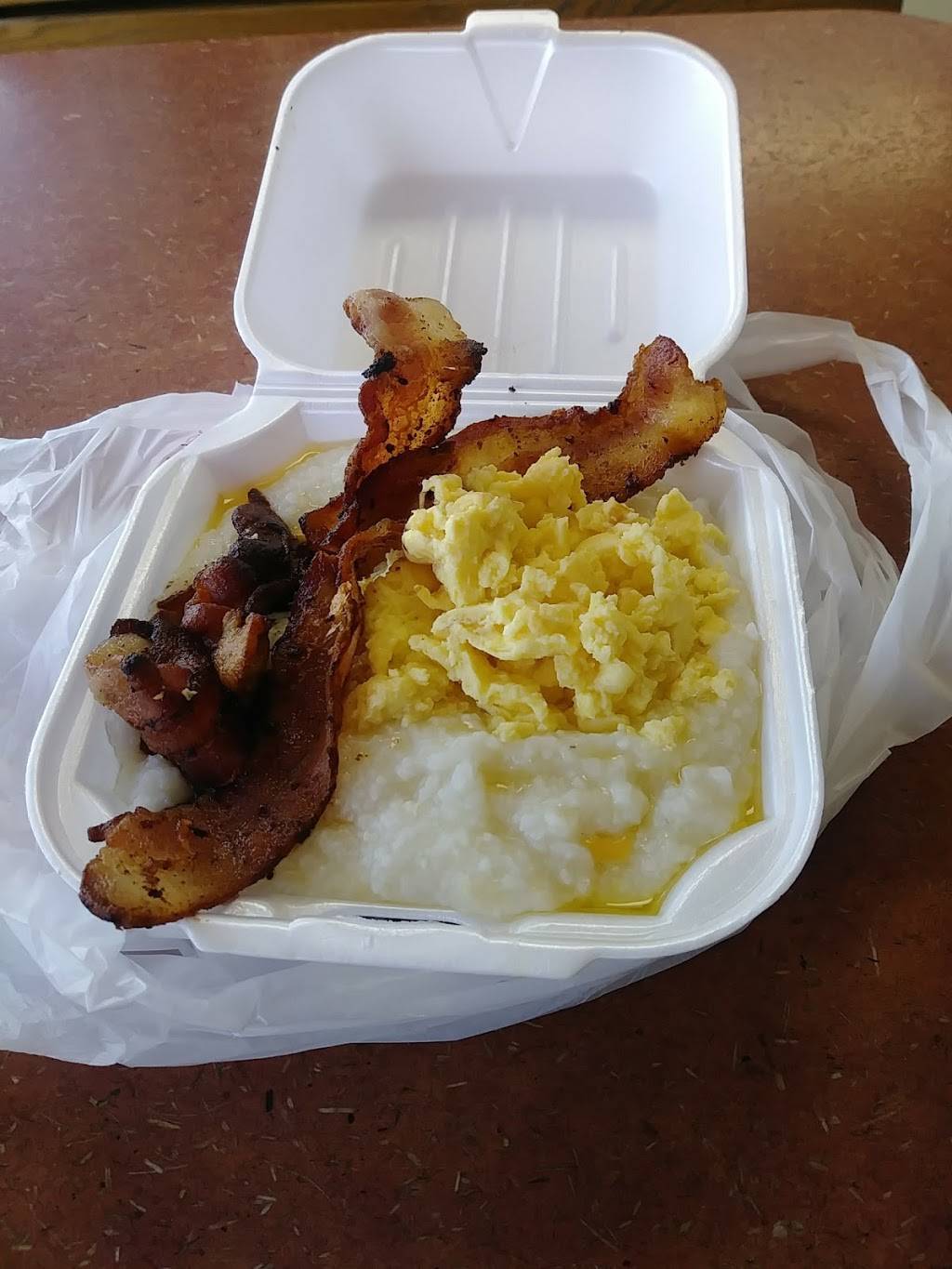 Natals Seafood & Grill | restaurant | 7342 Chef Menteur Hwy, New Orleans, LA 70126, USA | 5042423123 OR +1 504-242-3123