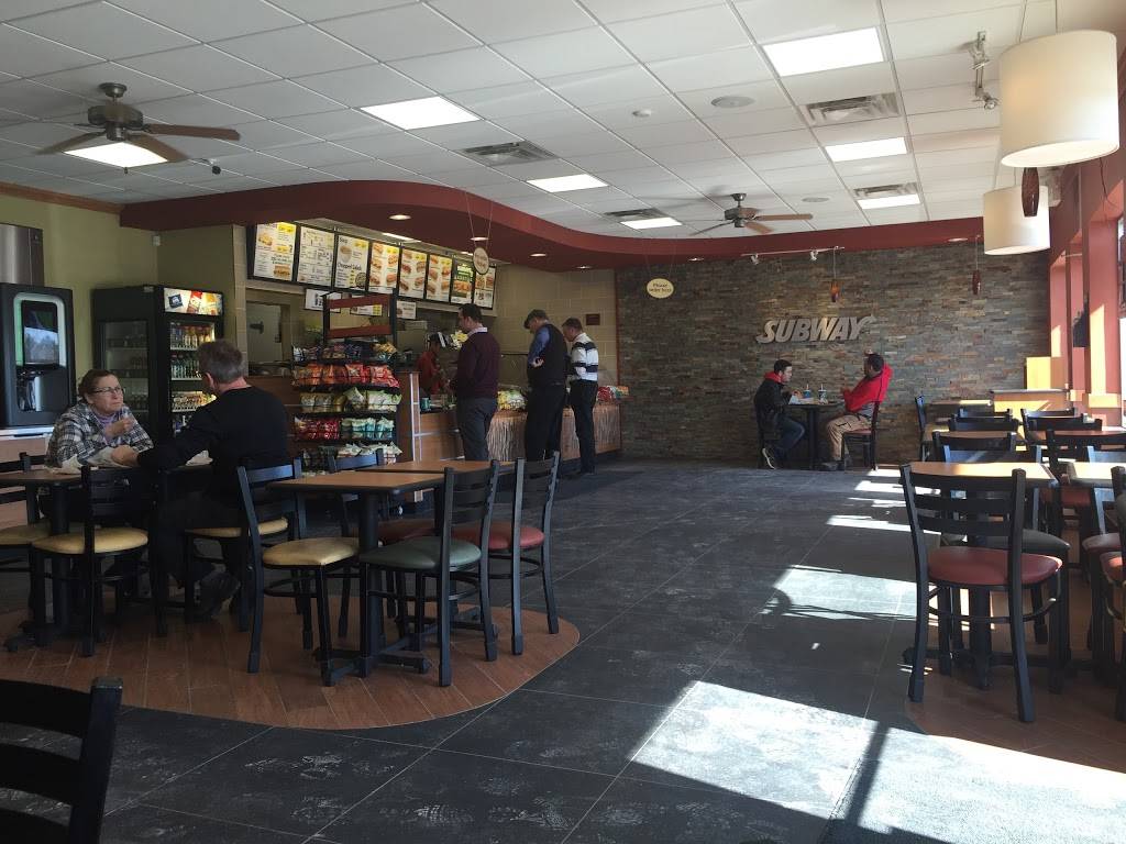 Subway | restaurant | Plaza, 48 Ottawa St W, Havelock, ON K0L 1Z0, Canada | 7057785131 OR +1 705-778-5131