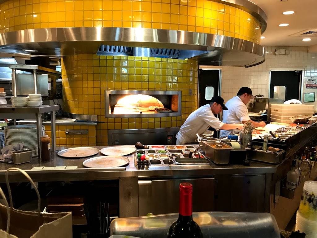 California Pizza Kitchen at Somerset | restaurant | 2800 W E Big Beaver Rd ste n-126, Troy, MI 48084, USA | 2488160900 OR +1 248-816-0900