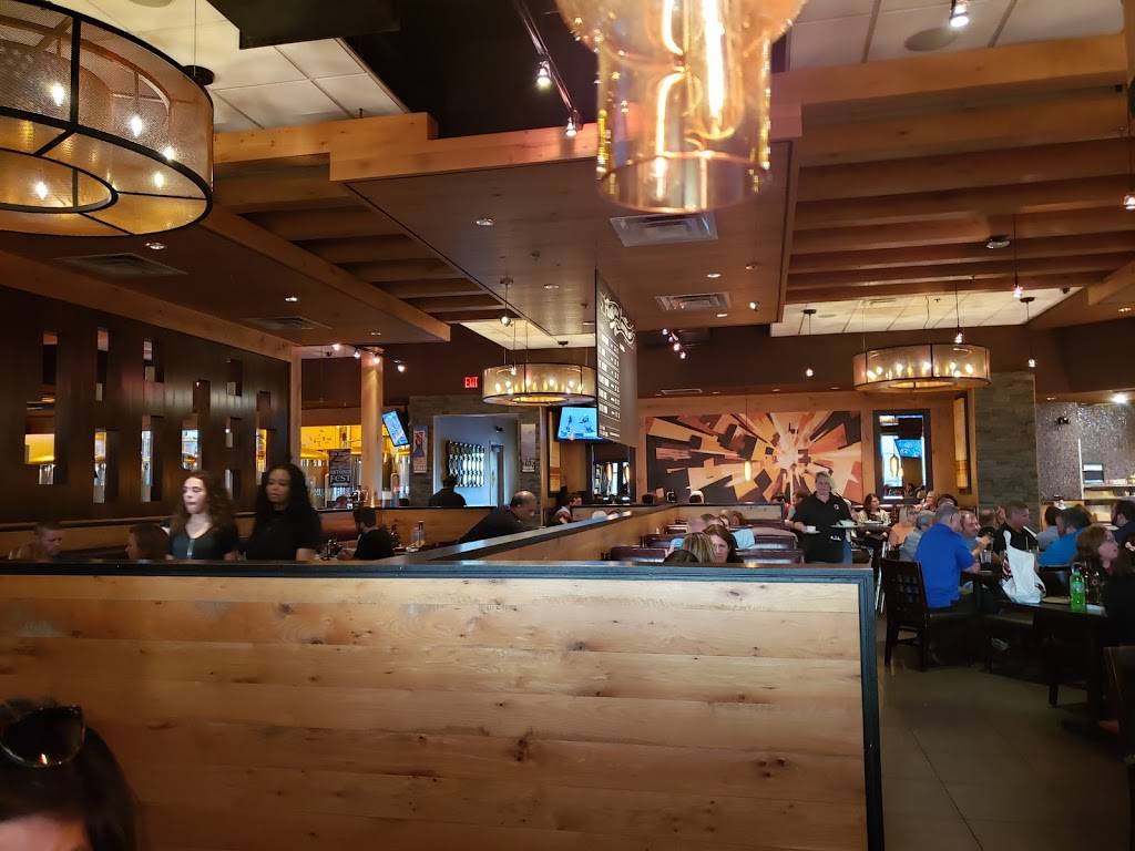 Granite City Food & Brewery | restaurant | 699 W Big Beaver Rd, Troy, MI 48084, USA | 2485191040 OR +1 248-519-1040