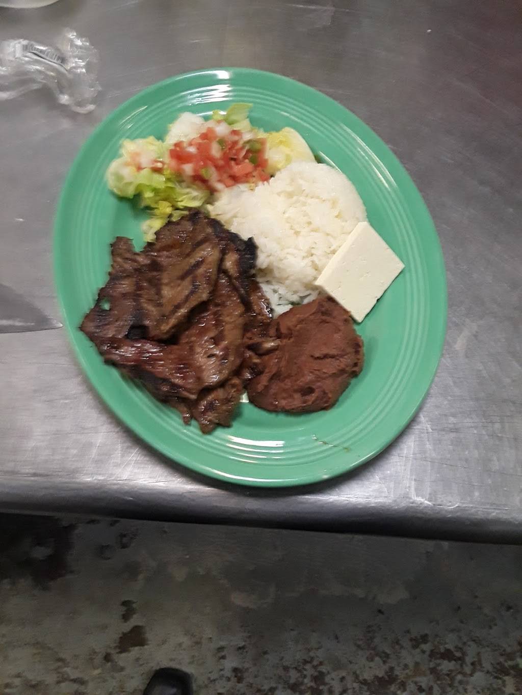 La Fogata Grill | restaurant | 2201 Elysian Fields Ave, New Orleans, LA 70117, USA | 5049426663 OR +1 504-942-6663