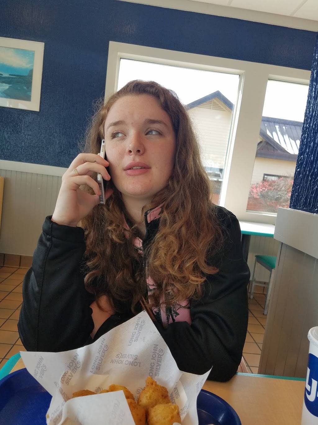 Long John Silvers | restaurant | 174 Stonebrook Pl, Jackson, TN 38305, USA | 7316619388 OR +1 731-661-9388