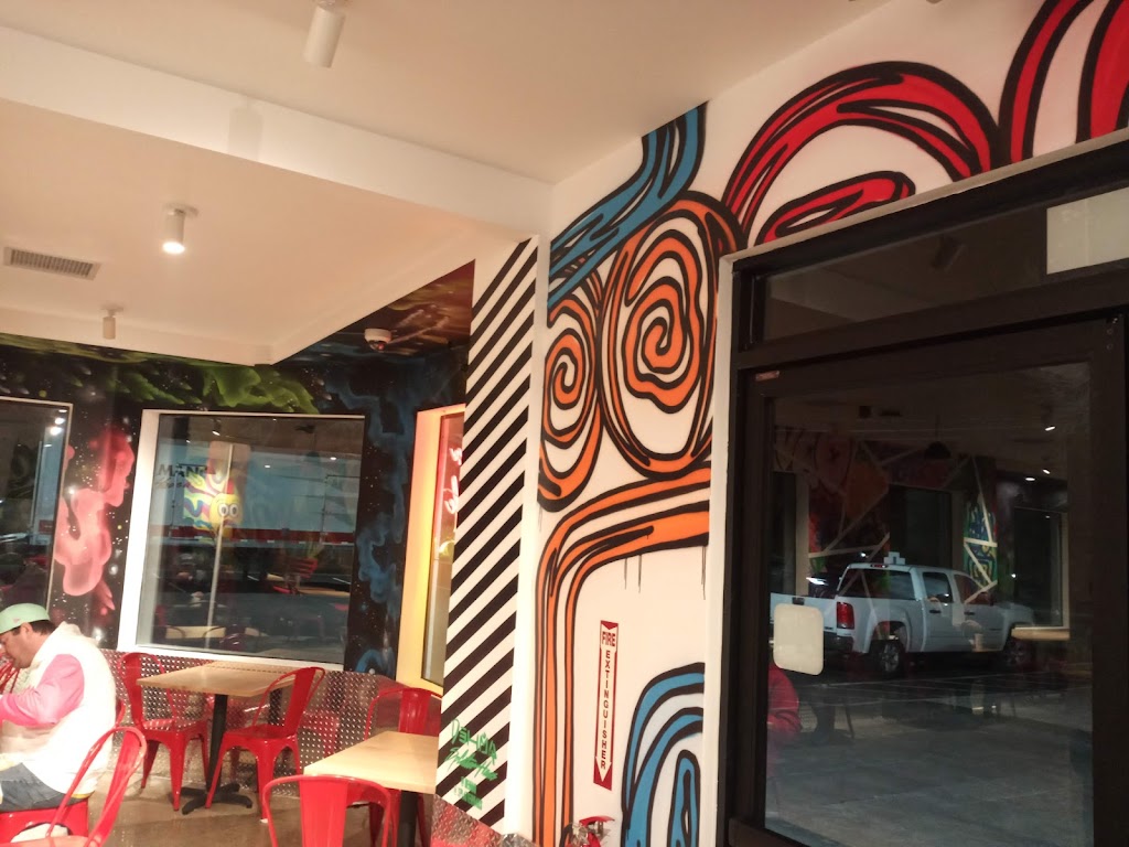 Dave’s Hot Chicken | restaurant | 8810 Madison Ave, Fair Oaks, CA 95628, USA | 9168661670 OR +1 916-866-1670