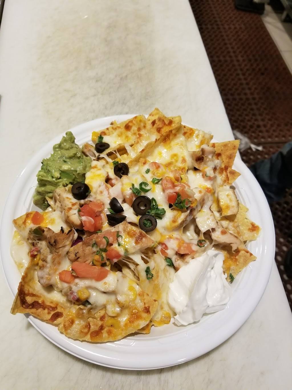 Tres Amigos | restaurant | 101 Broadway, Greenlawn, NY 11740, USA | 6316515797 OR +1 631-651-5797