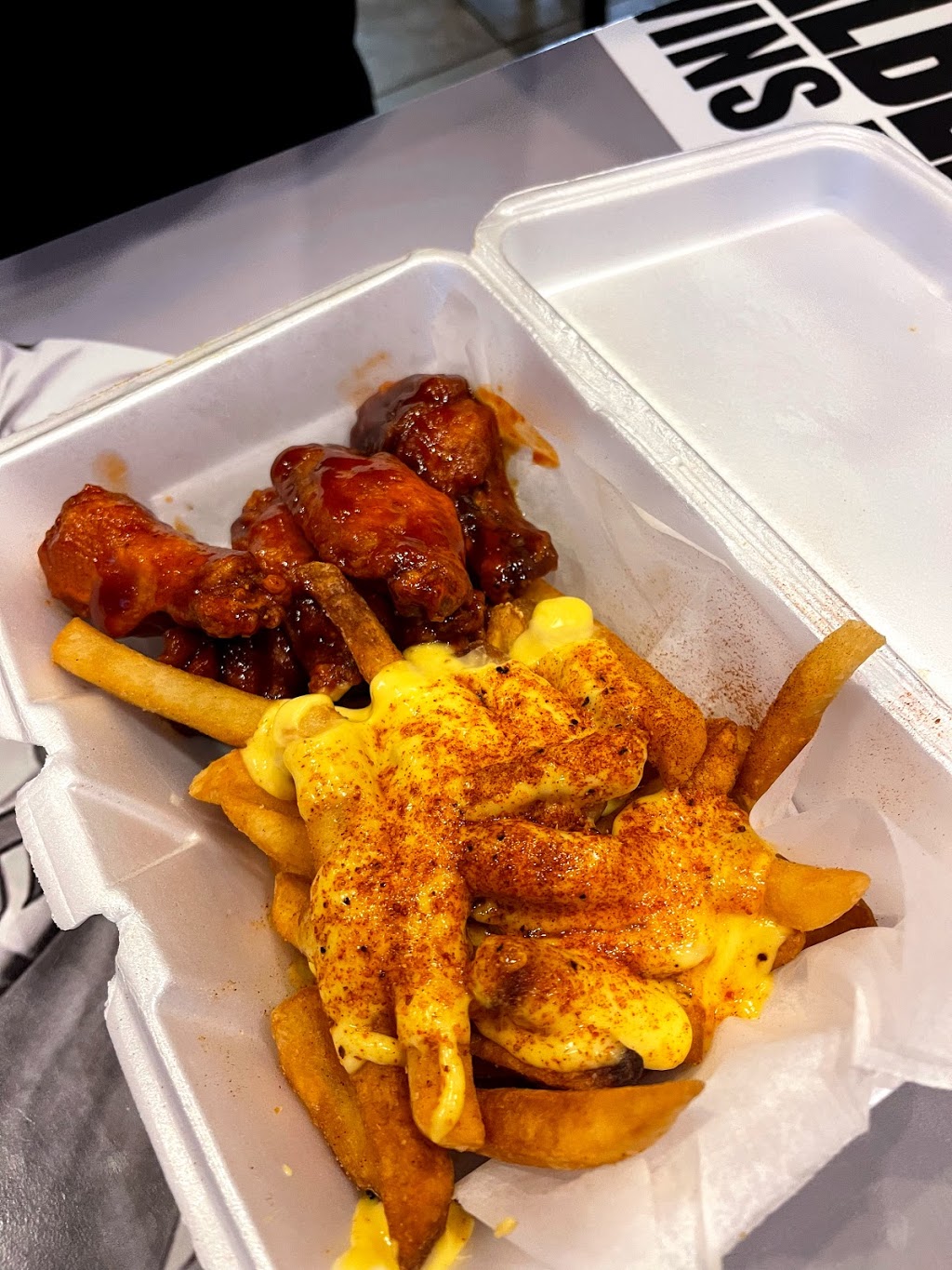 Rookiez Wingz | restaurant | 1047 Jeff Rd NW, Huntsville, AL 35806, USA | 2568019949 OR +1 256-801-9949