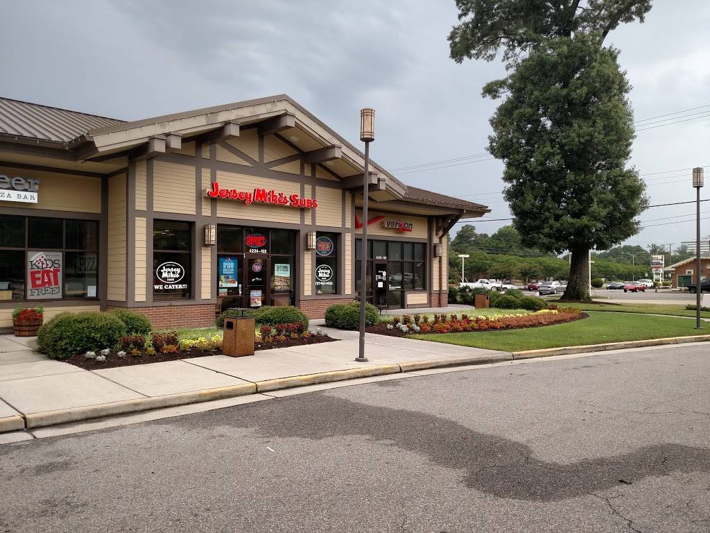 Jersey Mikes Subs | meal takeaway | 4224 Virginia Beach Blvd Willis, Shoppes Beach Blvd, Virginia Beach, VA 23452, USA | 7576310233 OR +1 757-631-0233