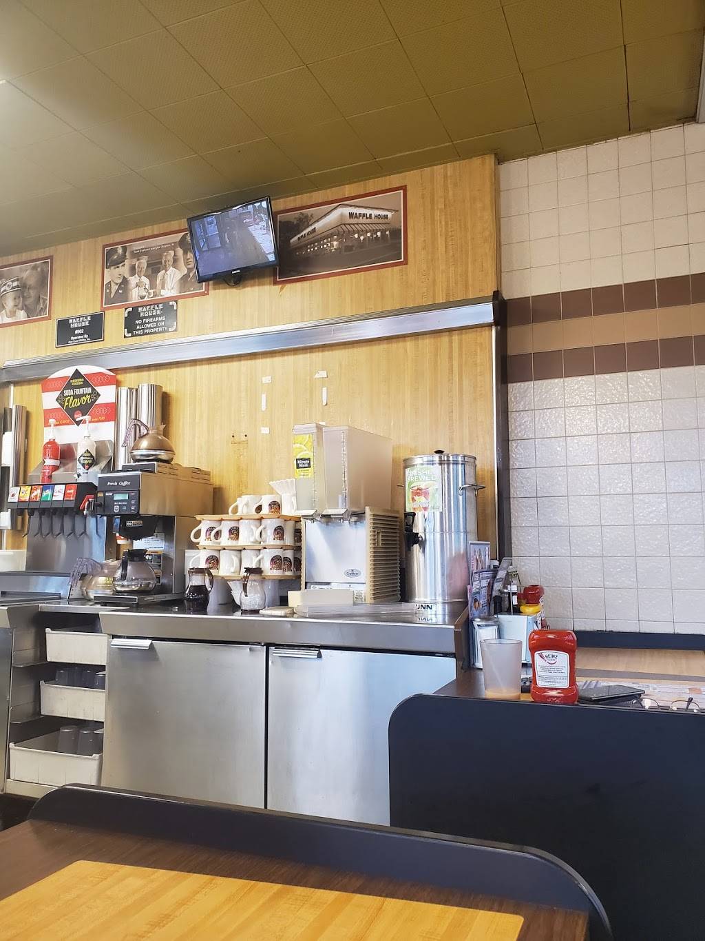 Waffle House | meal takeaway | 5656 Indian River Rd, Virginia Beach, VA 23464, USA | 7574207872 OR +1 757-420-7872