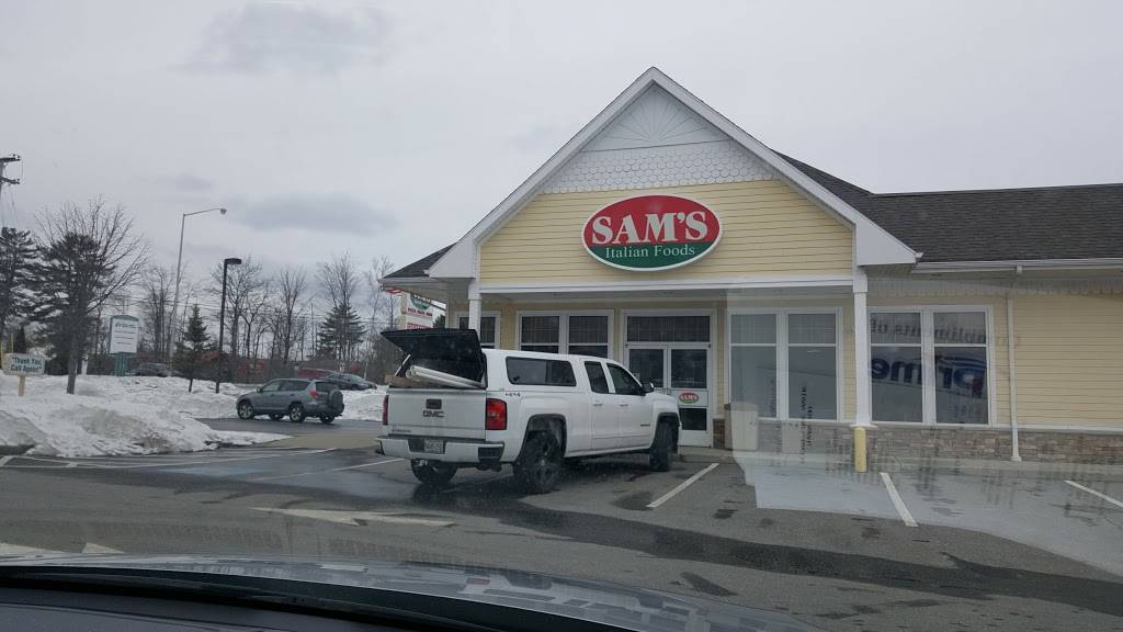 Sams Italian Restaurant | restaurant | 5 Horton Pl, Topsham, ME 04086, USA | 2077252222 OR +1 207-725-2222