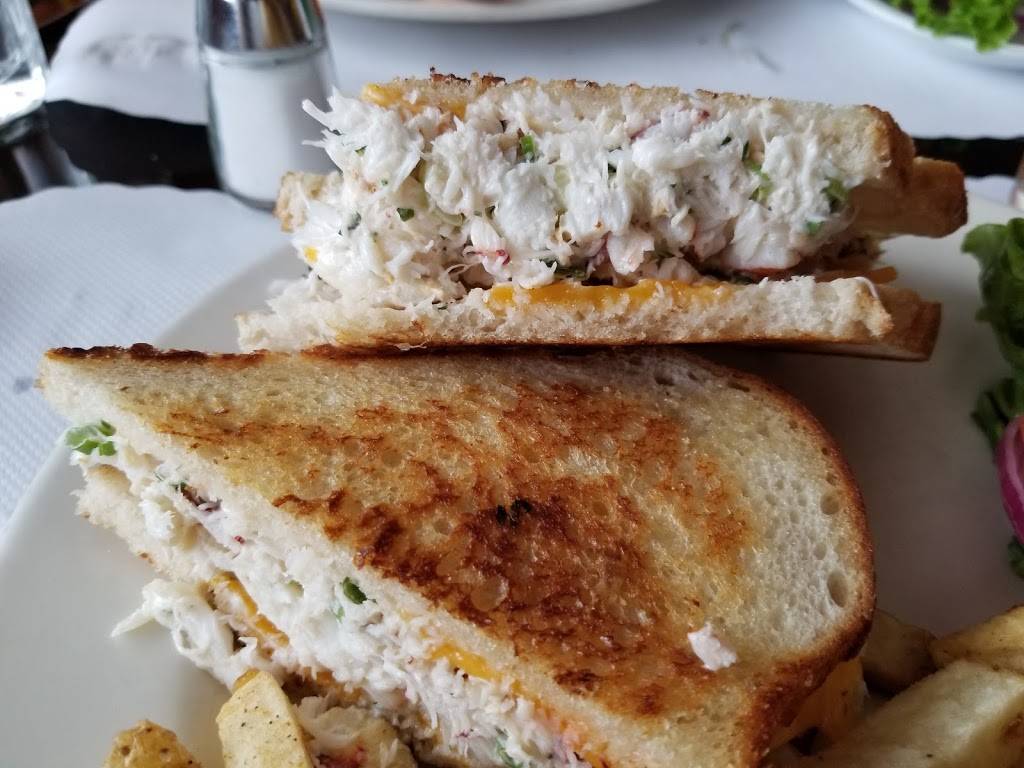 Vallemar Station | restaurant | 2125 Coast Hwy, Pacifica, CA 94044, USA | 6503597411 OR +1 650-359-7411