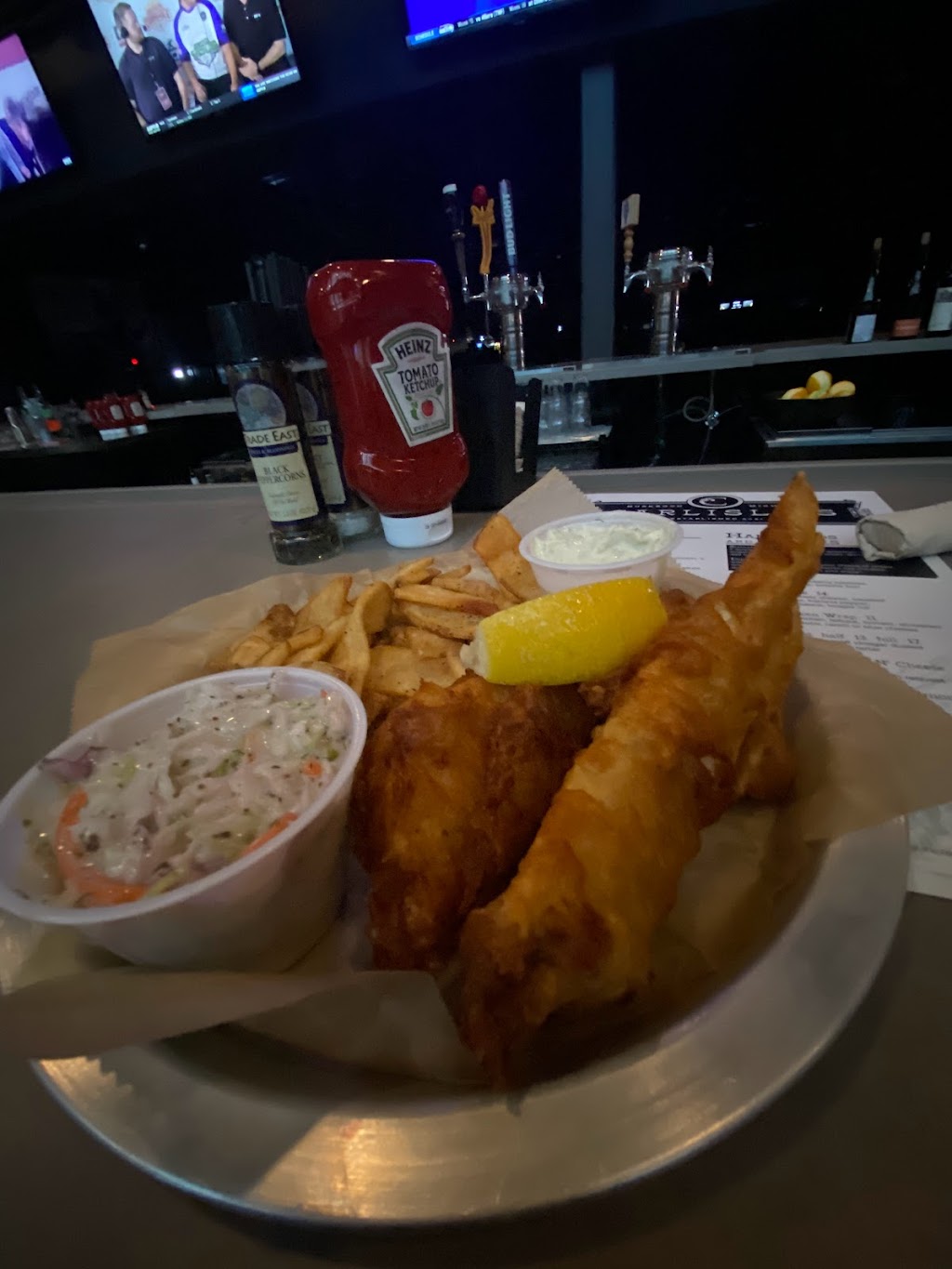 Carlisles | restaurant | 470 W Western Ave, Muskegon, MI 49440, USA | 2317889500 OR +1 231-788-9500