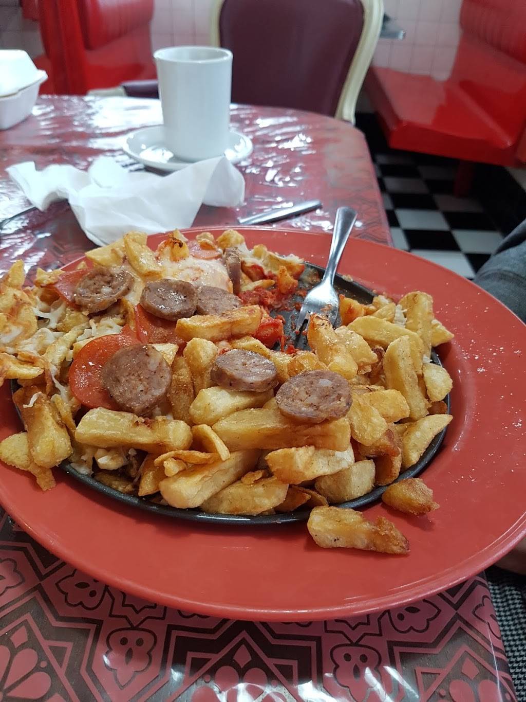 Julias Bistro and Catering | restaurant | 217 Niagara St, Dunnville, ON N1A 2A9, Canada | 9052292929 OR +1 905-229-2929